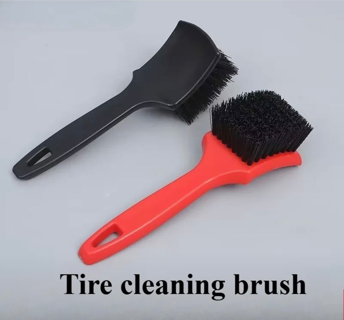 TIRÉ CLEANING BRUSH RED