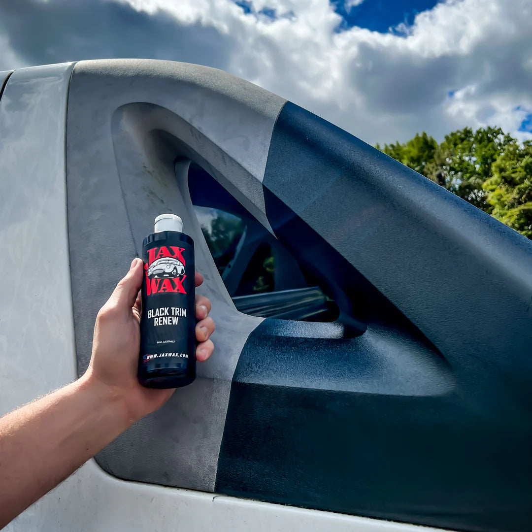 BLACK TRIM RENEW (8 OZ.)
