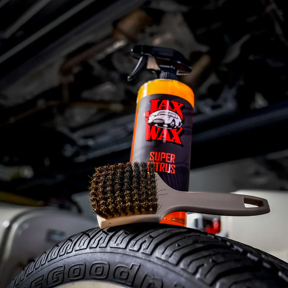 BRASS TIRE AND WHITEWALL BRUSH 8"