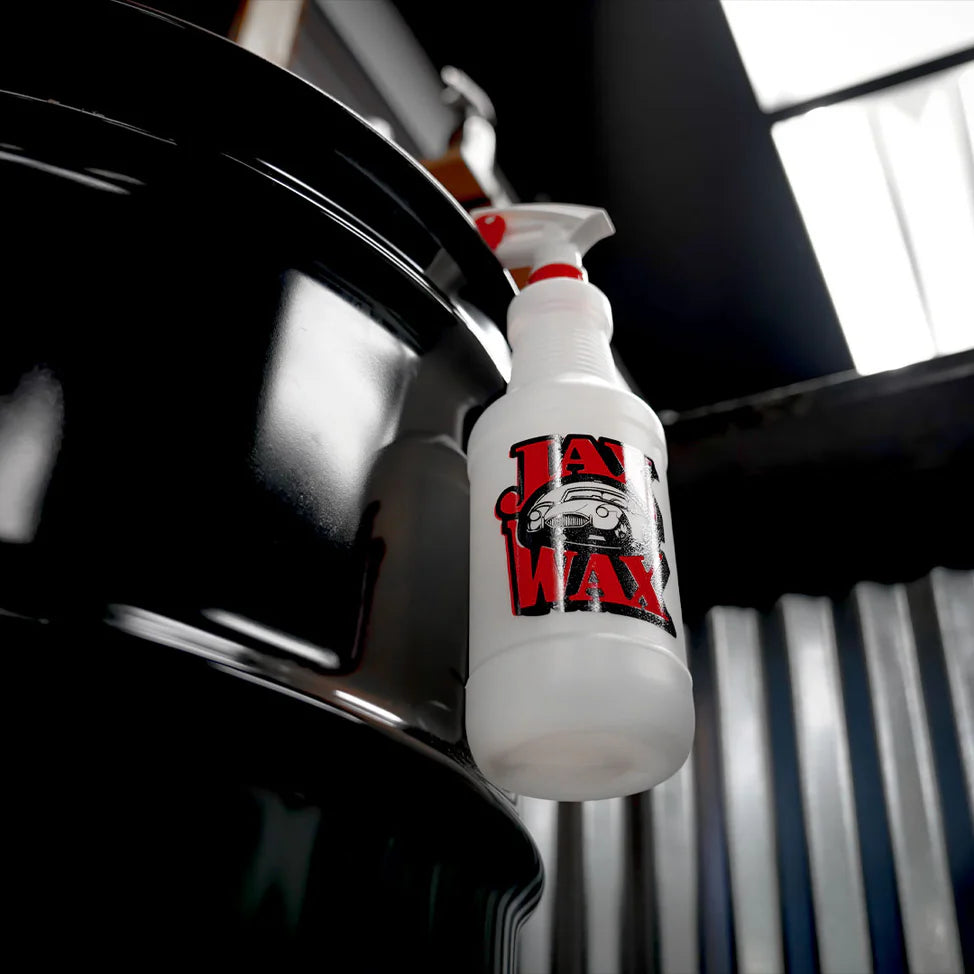 PROFESSIONAL BOTTLE